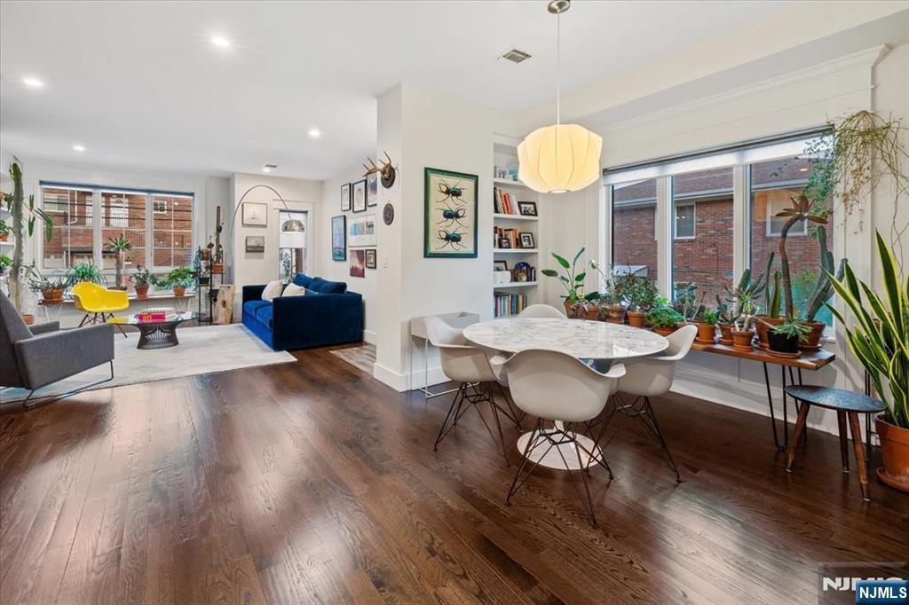 1211 16th Street