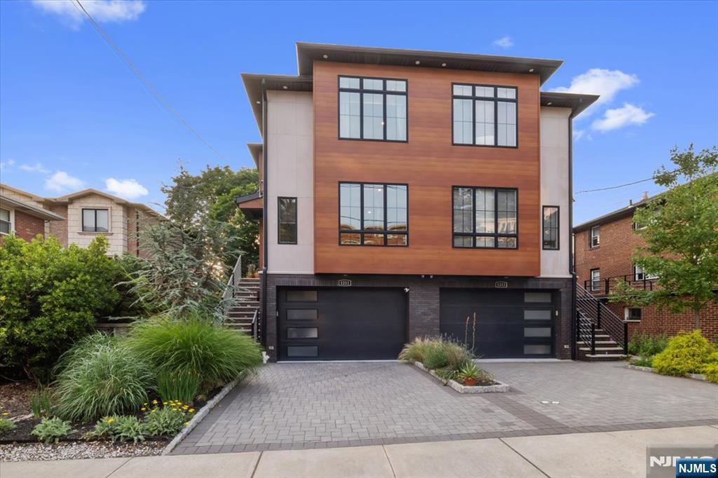 1211 16th Street