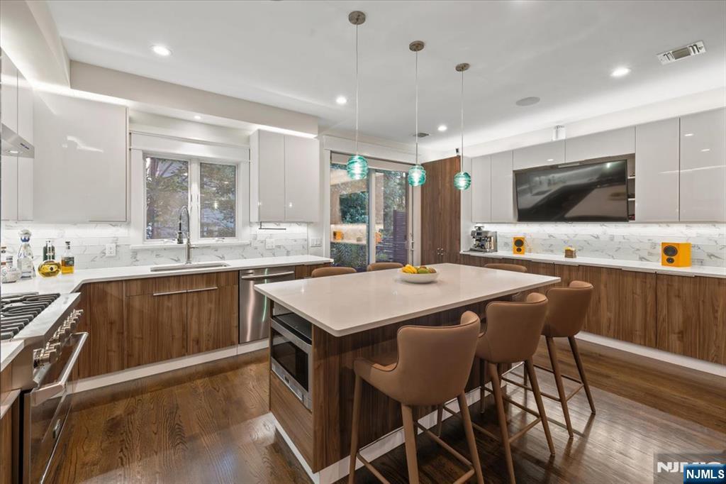 1211 16th Street