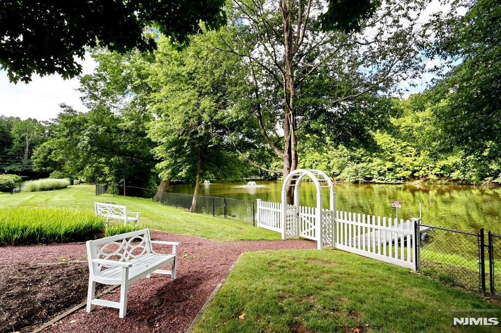 53 Pine Lake Terrace T053
