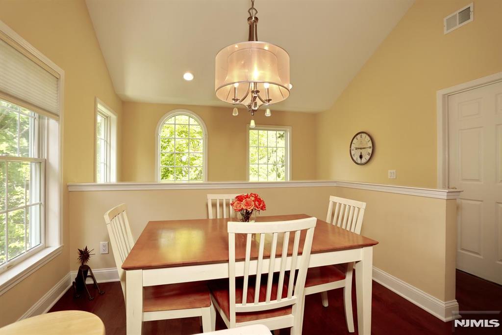 53 Pine Lake Terrace T053