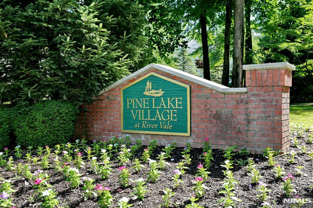 53 Pine Lake Terrace T053