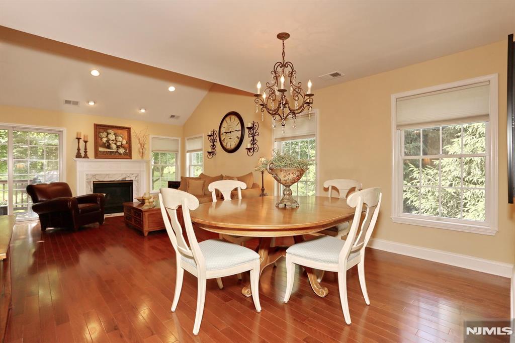53 Pine Lake Terrace T053