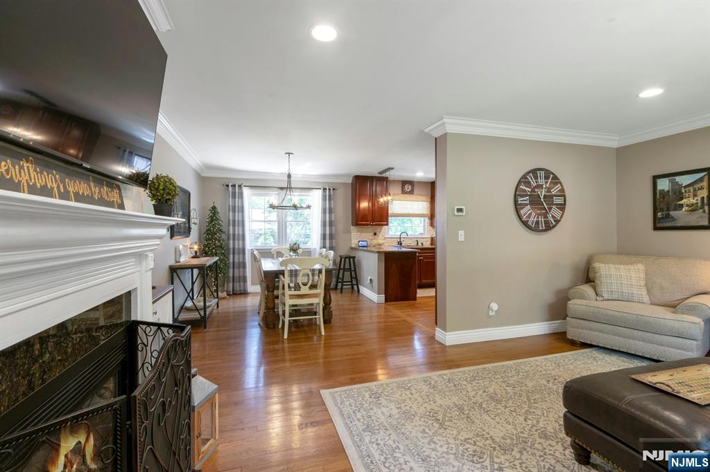611 Maze Road