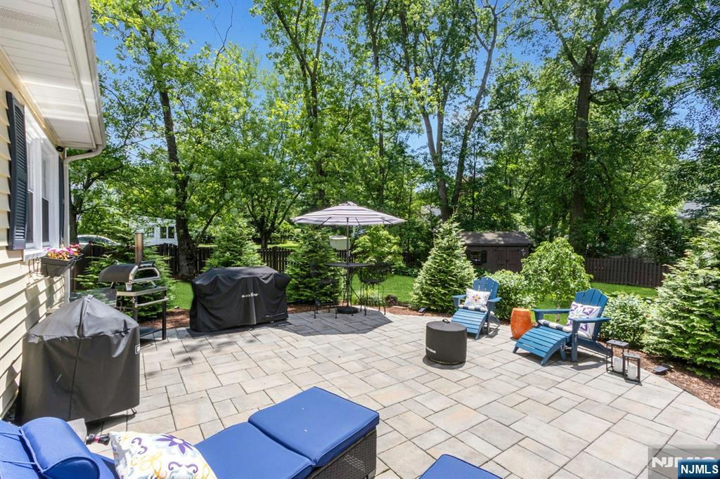 611 Maze Road