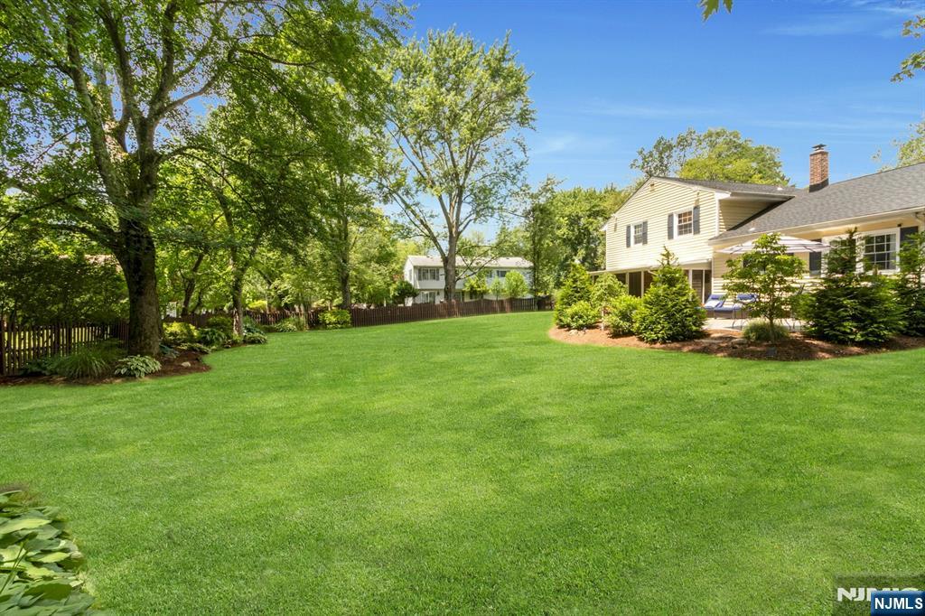 611 Maze Road