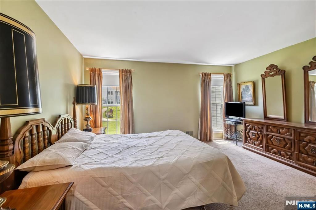 77 Homestead Lane 707