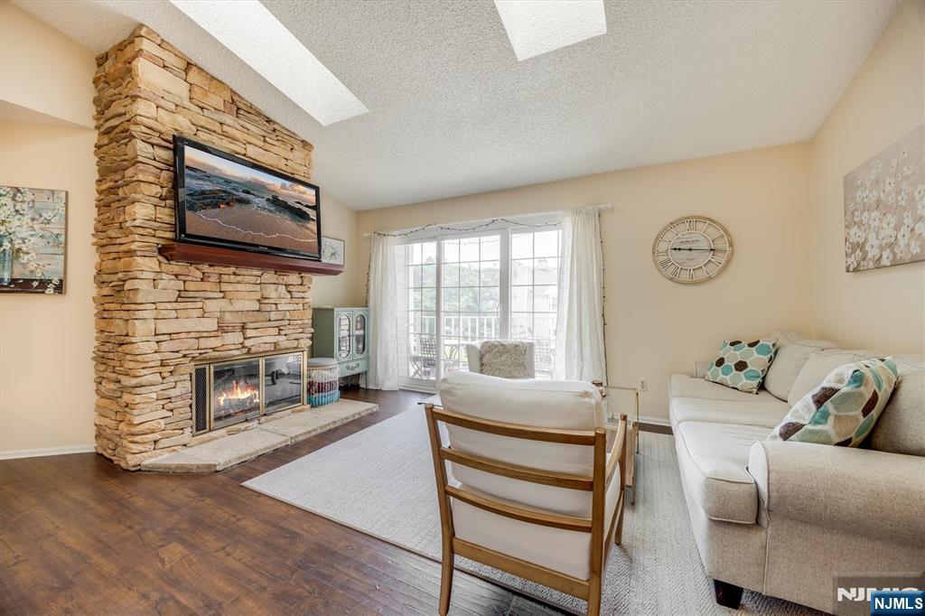 308 Linden Street H3
