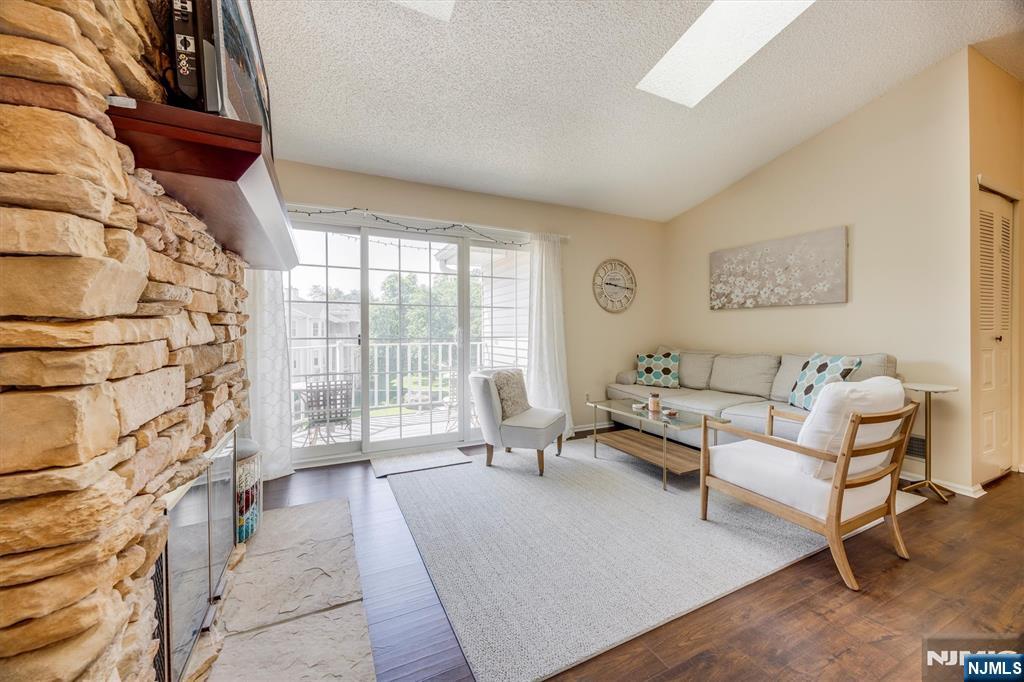 308 Linden Street H3