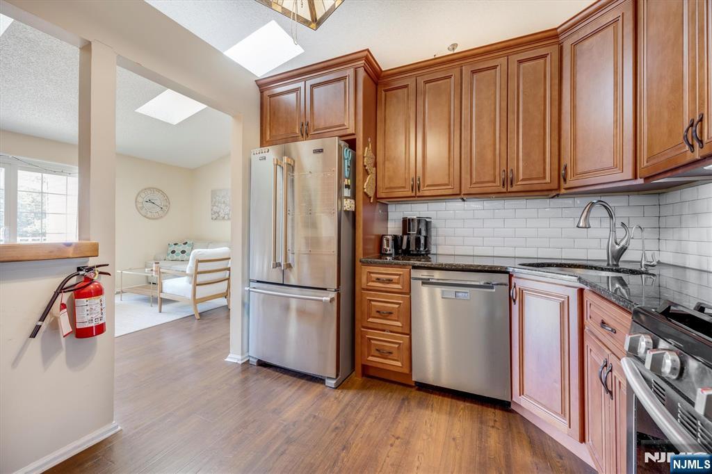 308 Linden Street H3