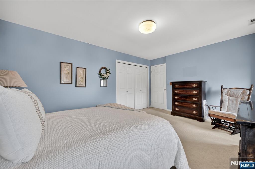 385 Midland Avenue 2