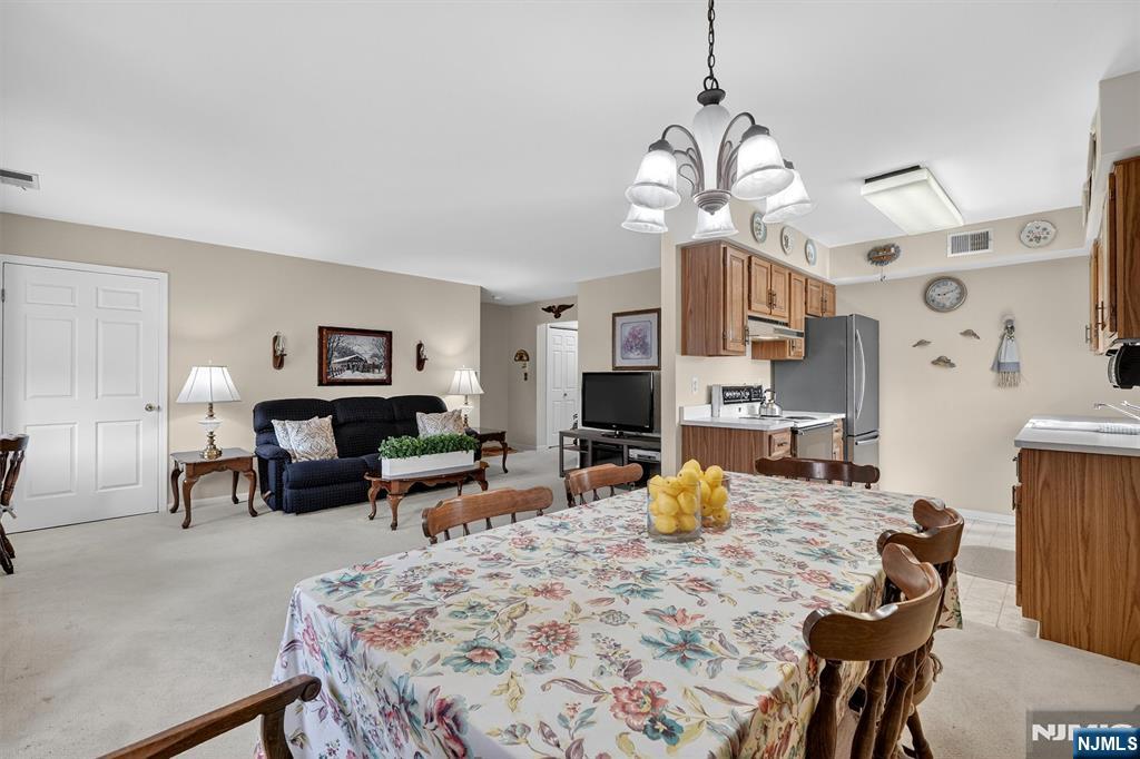 385 Midland Avenue 2