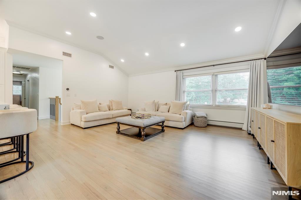 260 Elm Street
