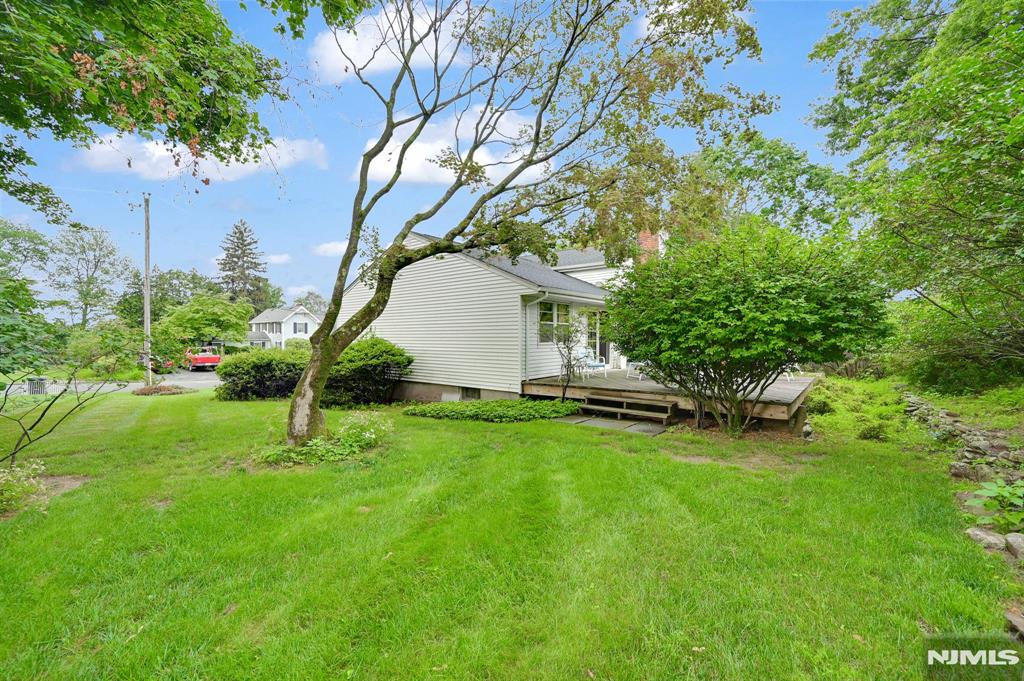 2 Clover Court