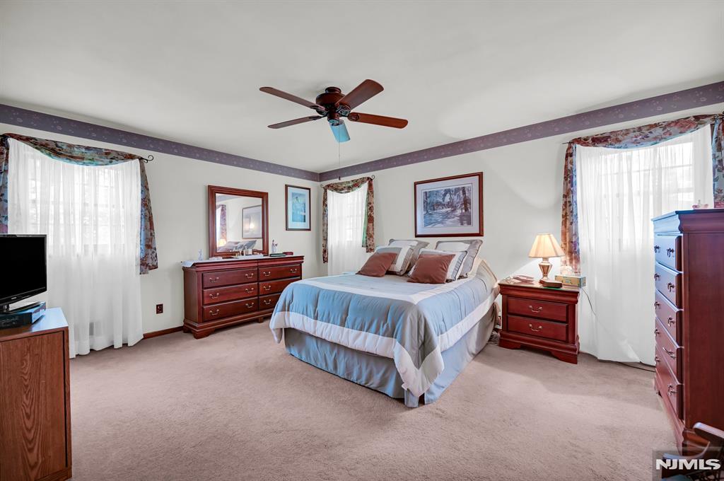 2 Clover Court
