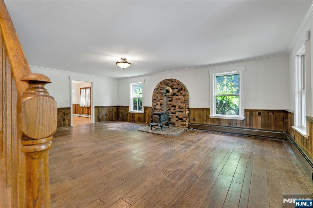 15 Cottage Place #15