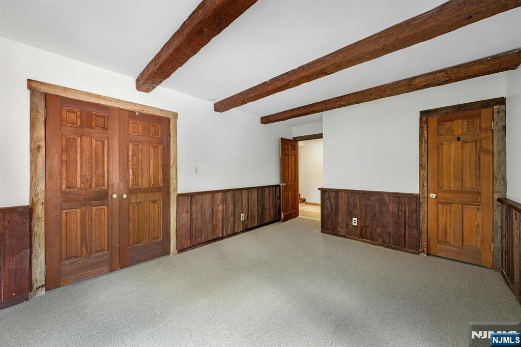 15 Cottage Place #15