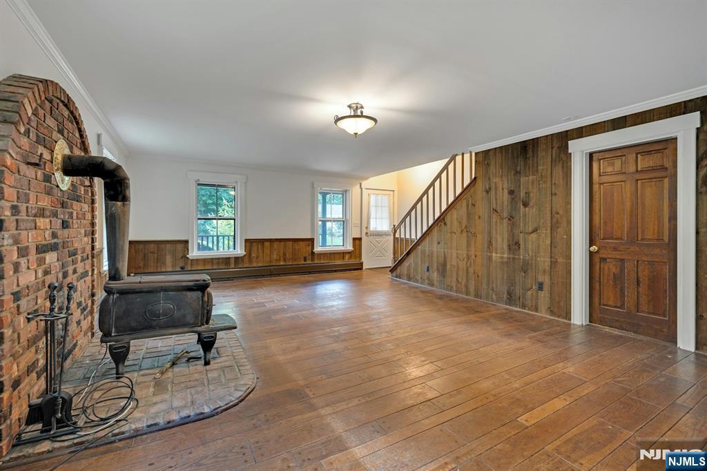 15 Cottage Place #15