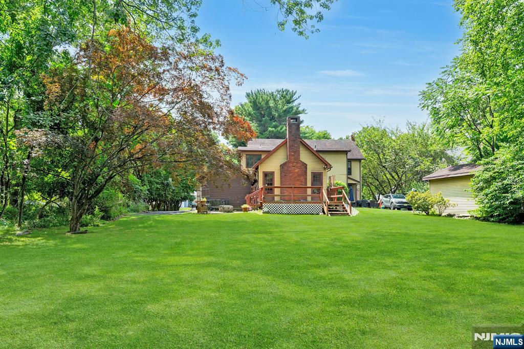 15 Cottage Place #15