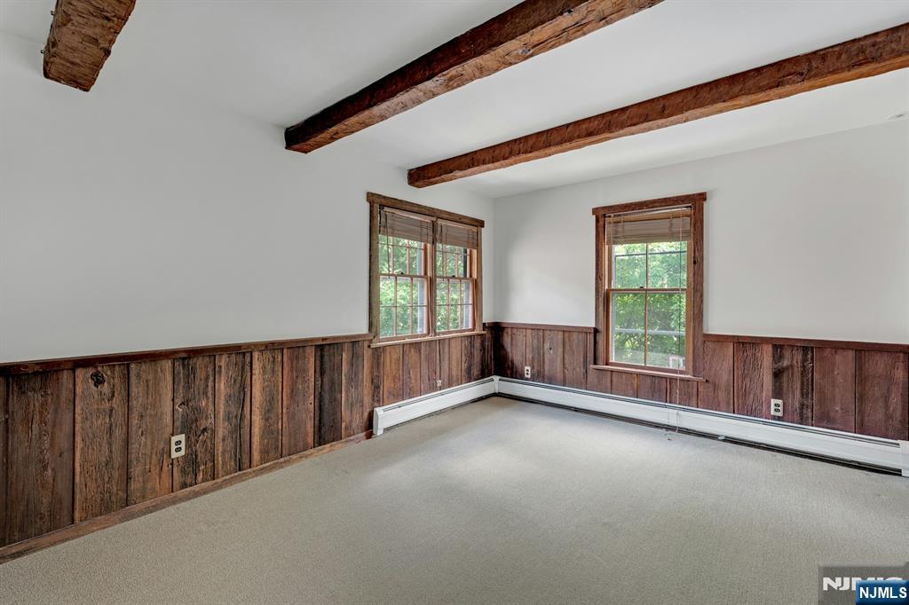 15 Cottage Place #15