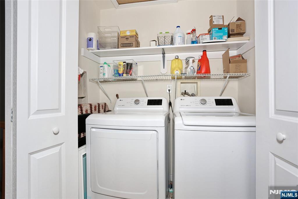 400 Lawton Avenue C0400