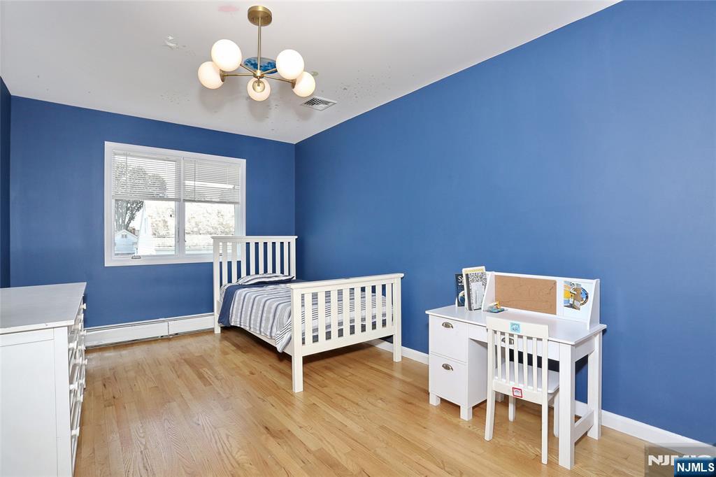 400 Lawton Avenue C0400