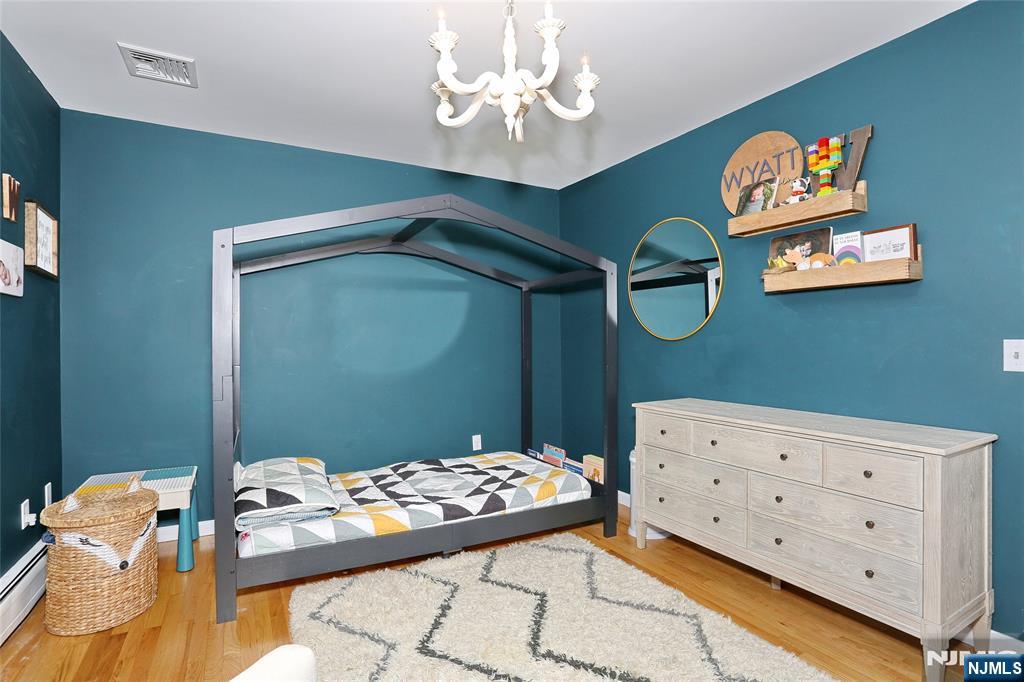 400 Lawton Avenue C0400