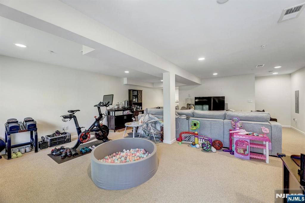 4 Sweeney Court 5