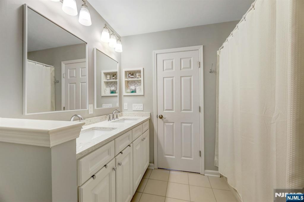 4 Sweeney Court 5
