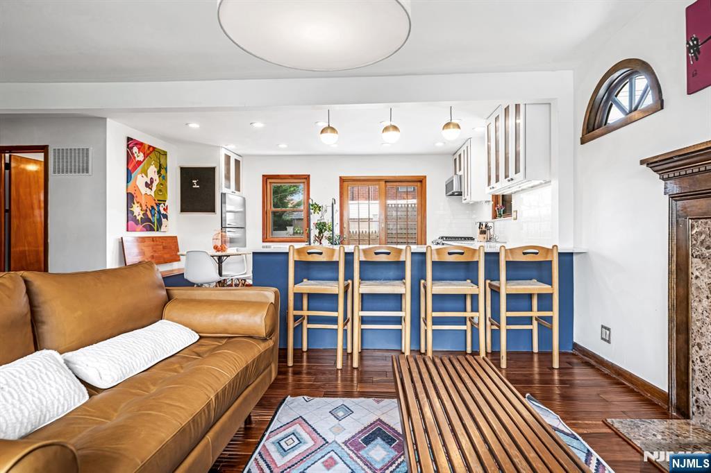 4 Gail Place