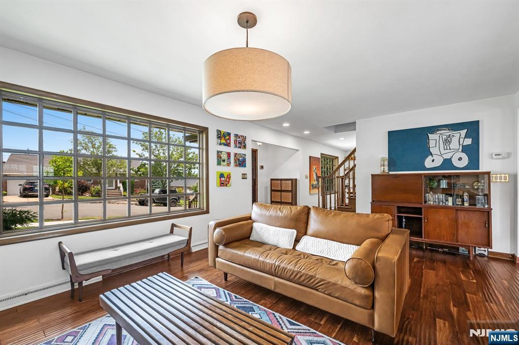 4 Gail Place
