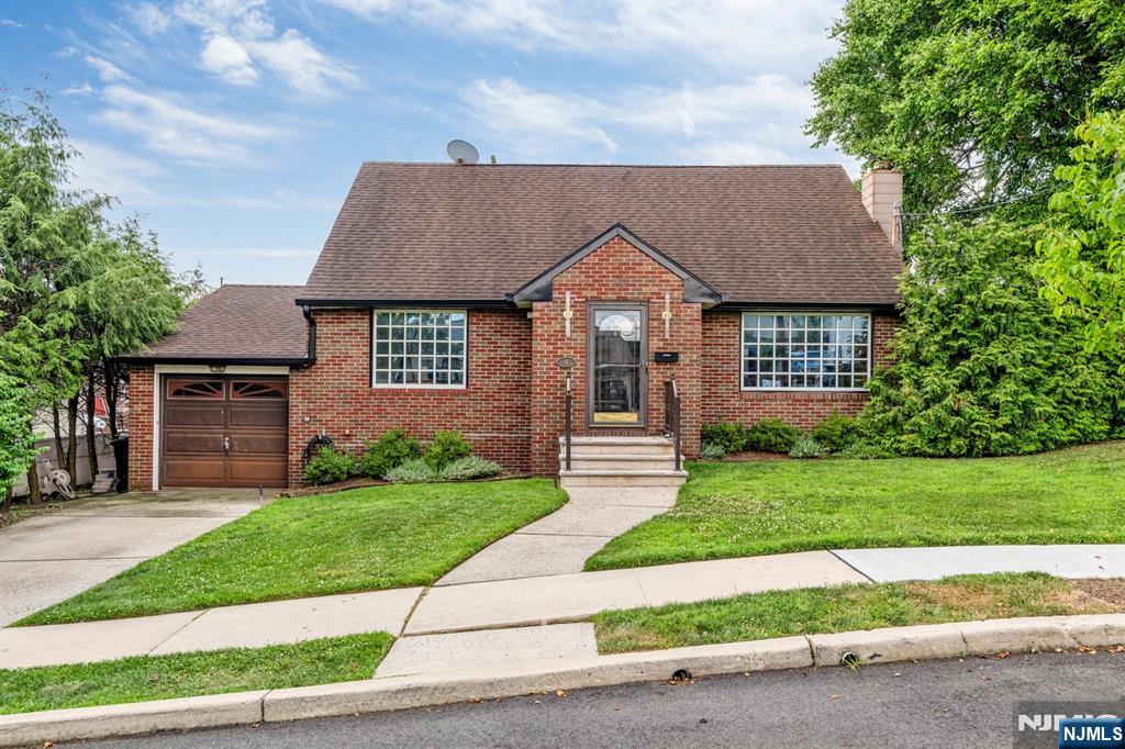 4 Gail Place