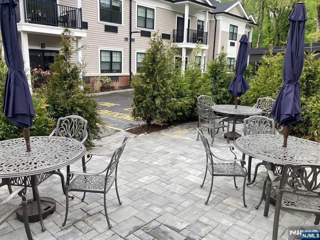 305 Patterson Street 201