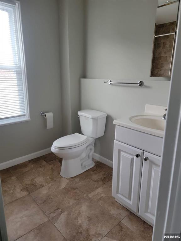 12 Ridge Avenue 2nd Floor