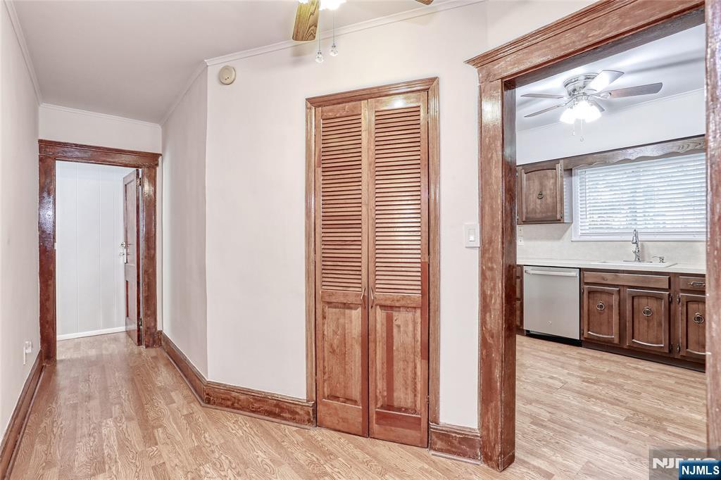 215 Walter Avenue