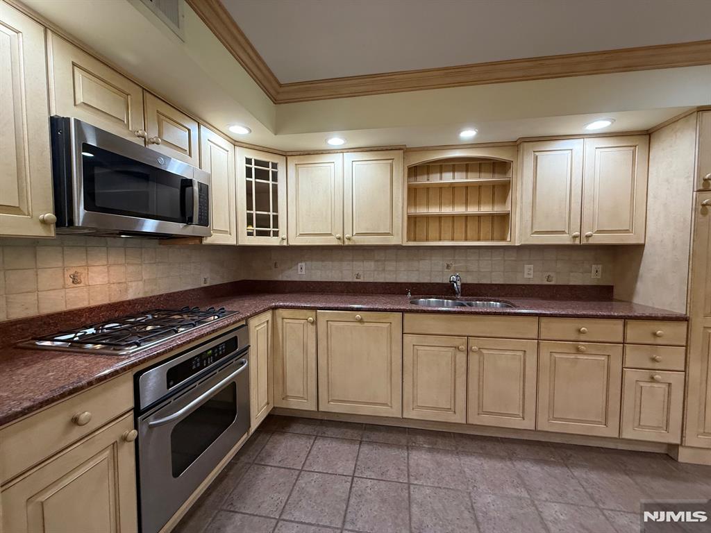 114 Macleish Court