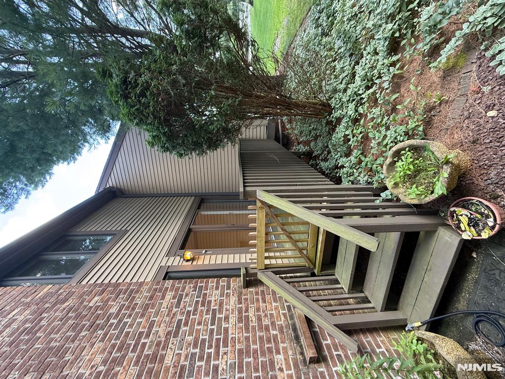114 Macleish Court