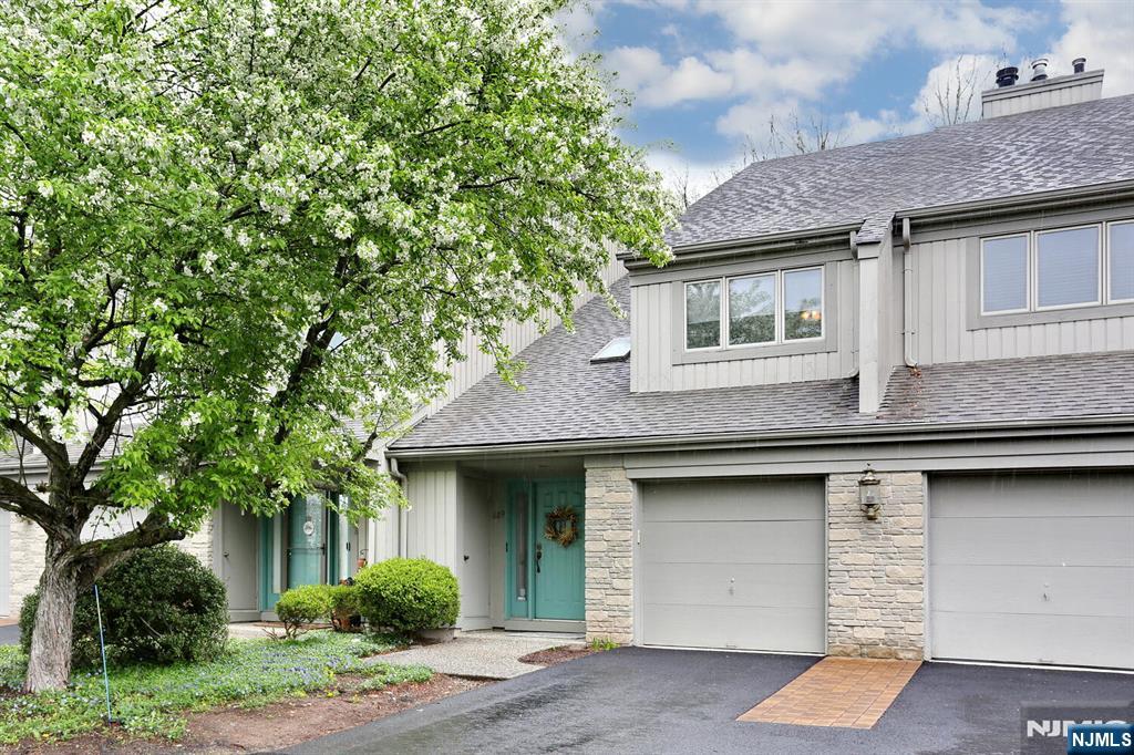 609 Glasmere Road 609