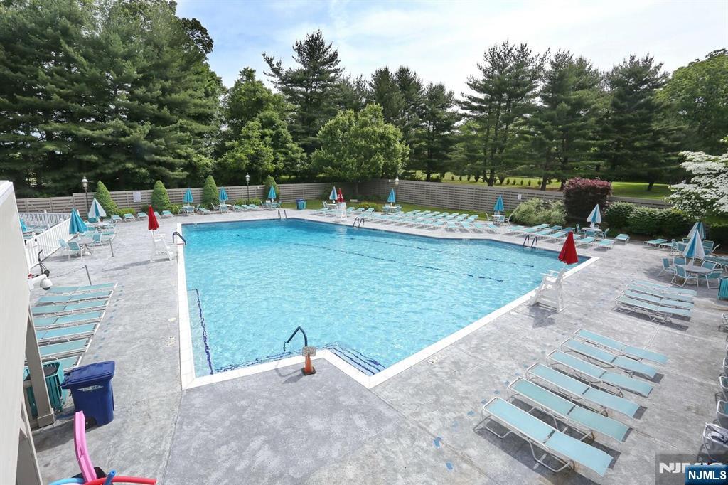 609 Glasmere Road 609