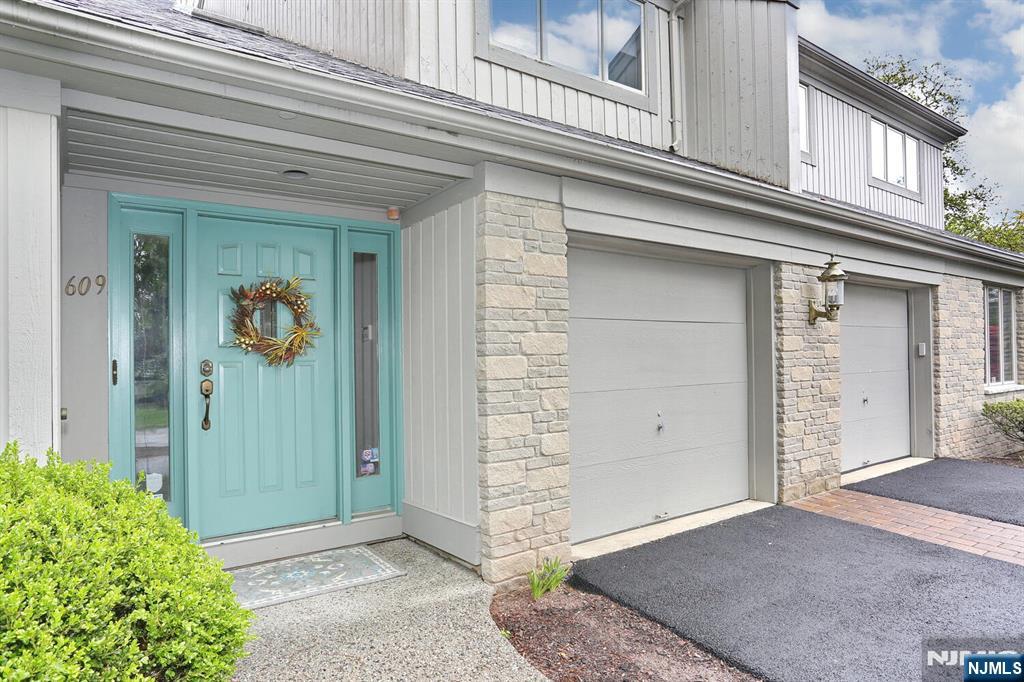 609 Glasmere Road 609