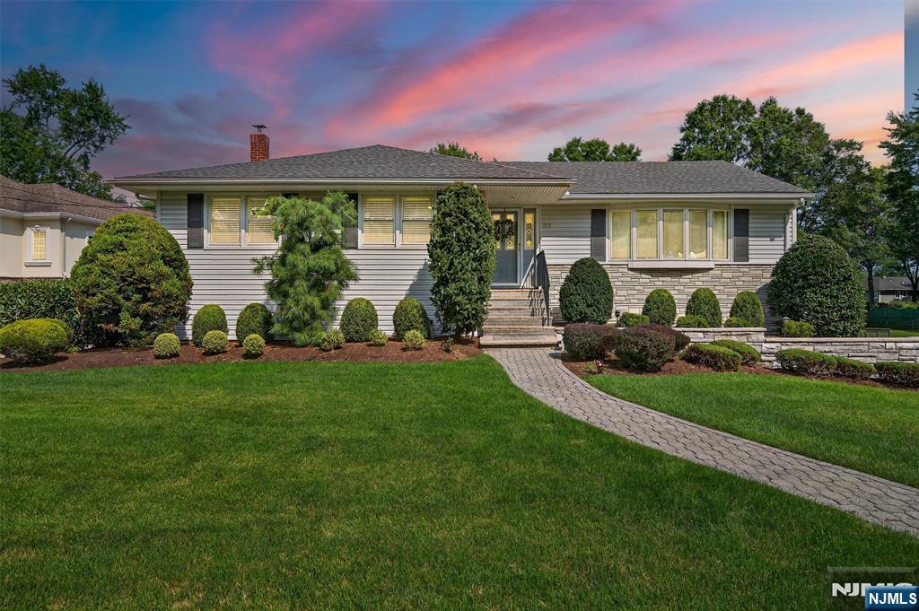 105 Longview Drive