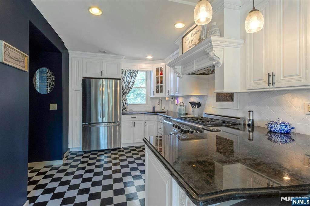 68 Lincoln Avenue