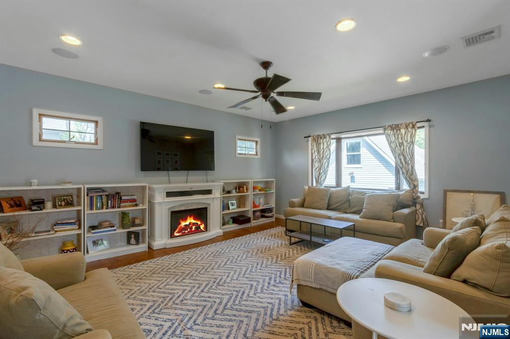 68 Lincoln Avenue