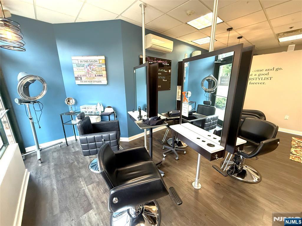 55 E Plaza 102