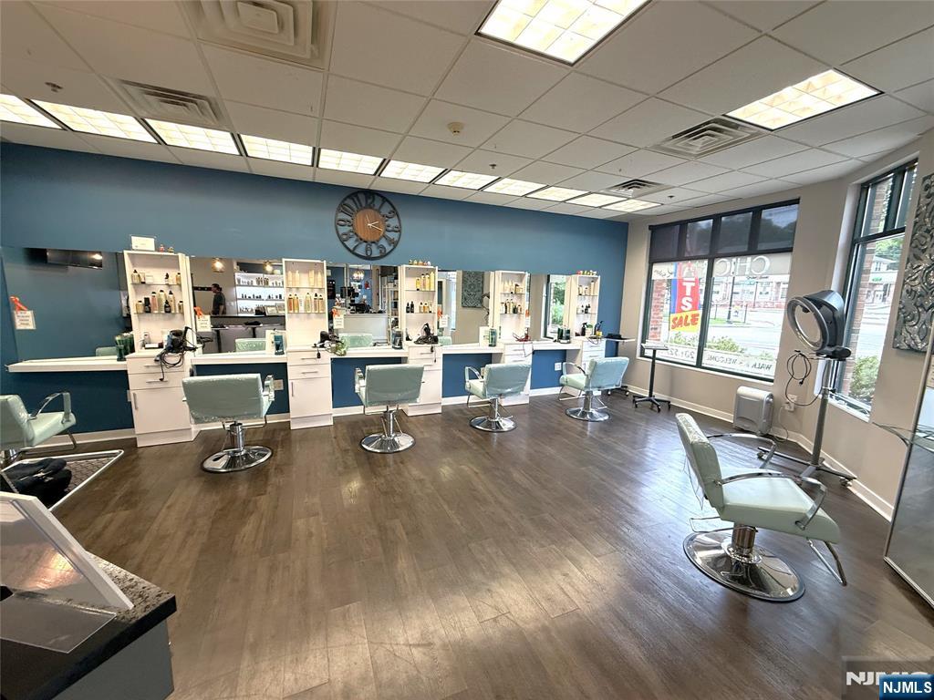 55 E Plaza 102