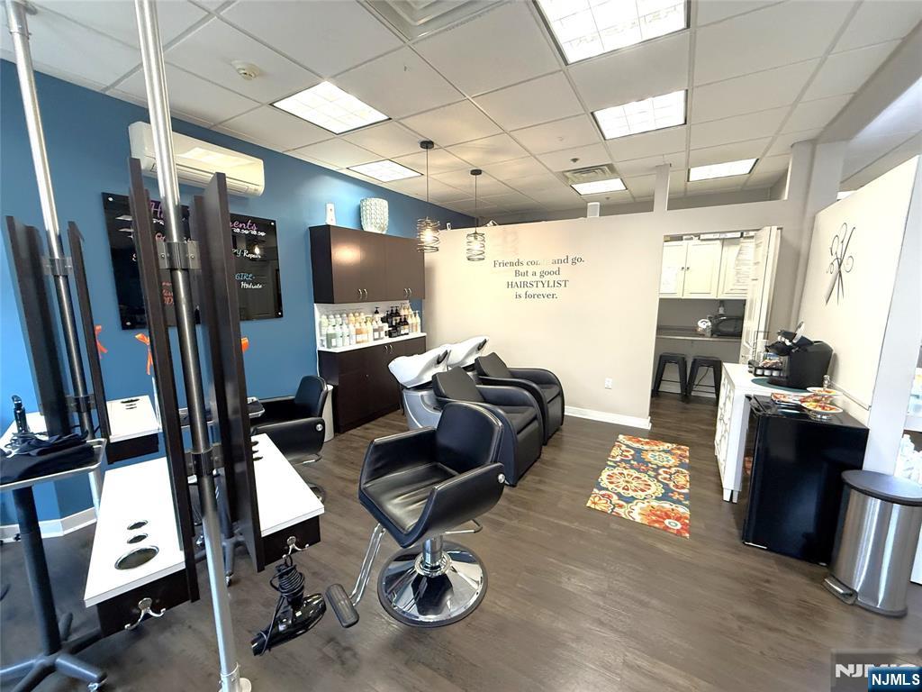 55 E Plaza 102