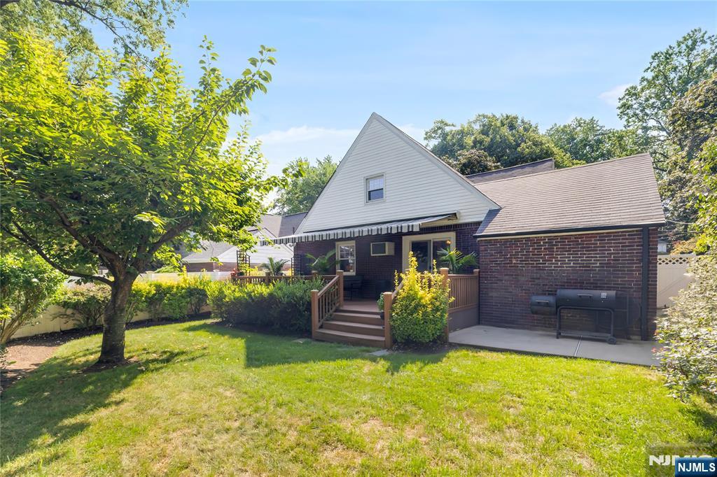 1161 Kensington Road