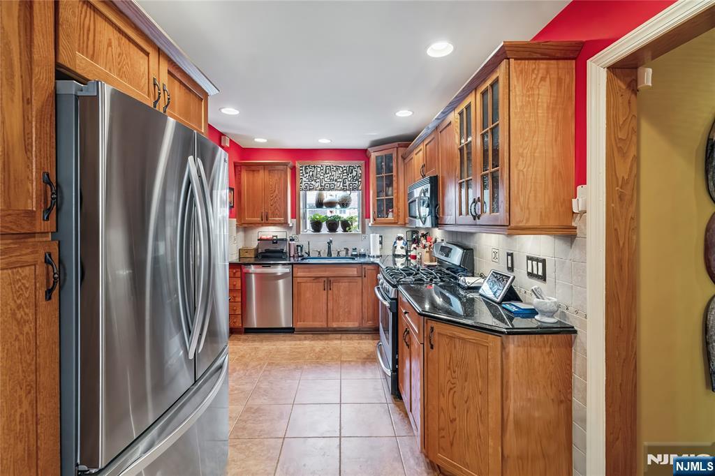 1161 Kensington Road