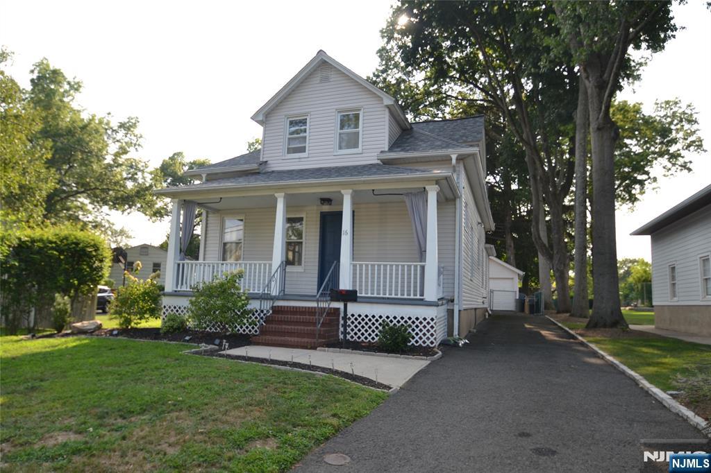 16 Brickell Avenue 1st Floor