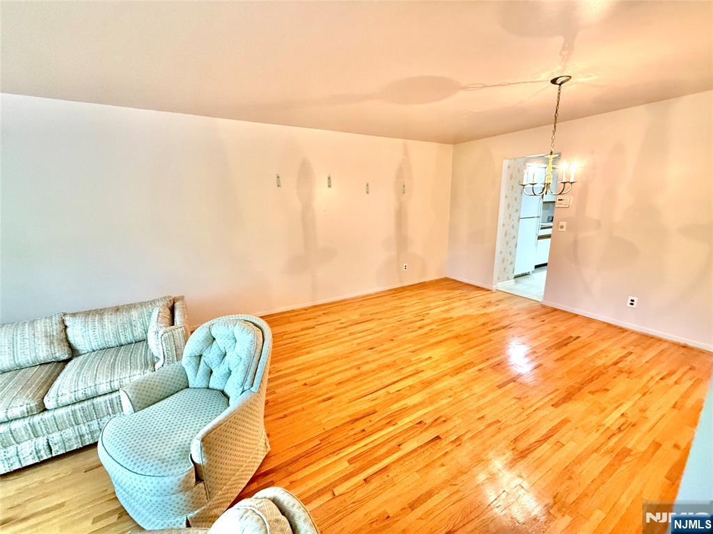 146 Garside Avenue 5